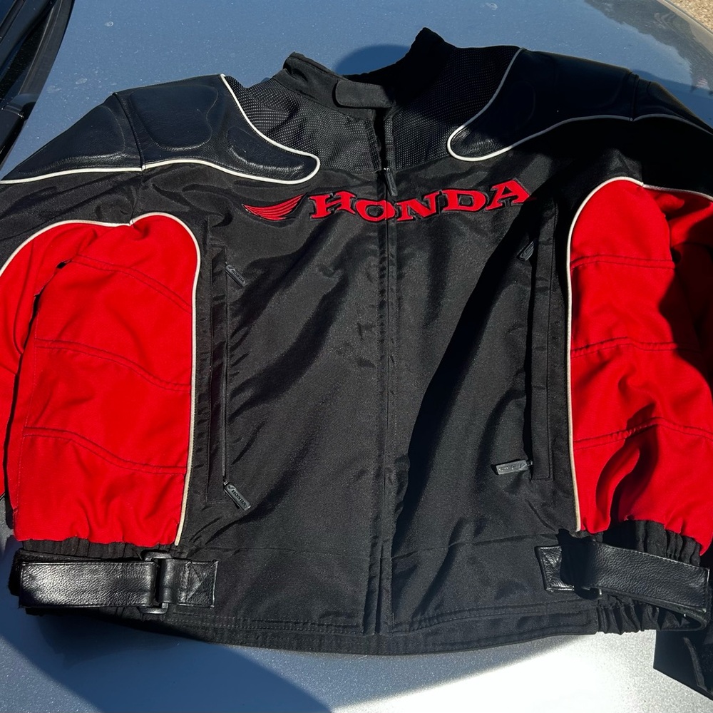Honda Pro Series Racing Jacket - Picture 2 of 6